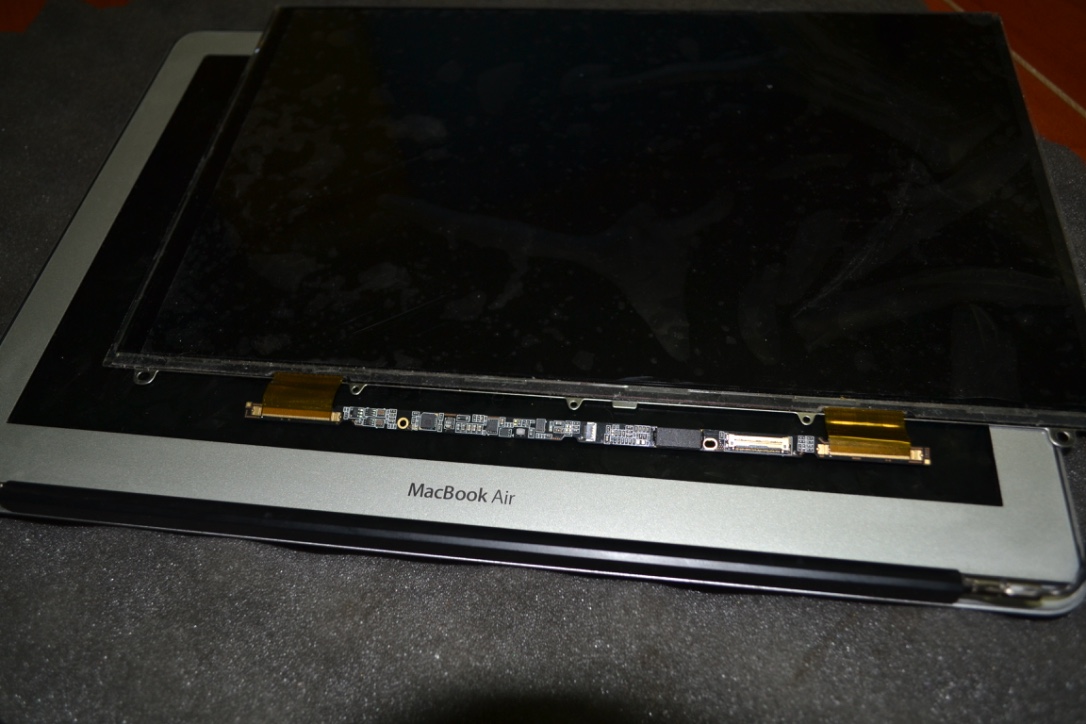 Замена матрицы MacBook Air A1466